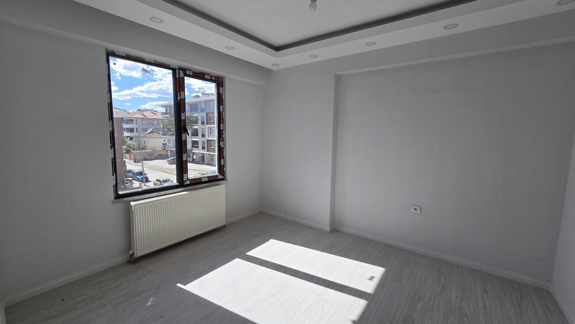MABEL'DEN ŞEHİR MERKEZİNDE, MÜKEMMEL KONUMDA SATILIK 2+0 DAİRE